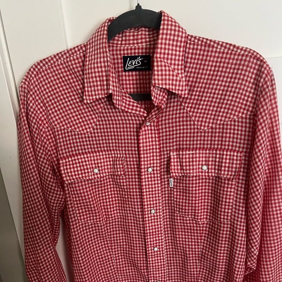 Vintage 70s Levi’s Red Gingham | Western Snap Shirt - Picture 2 of 7
